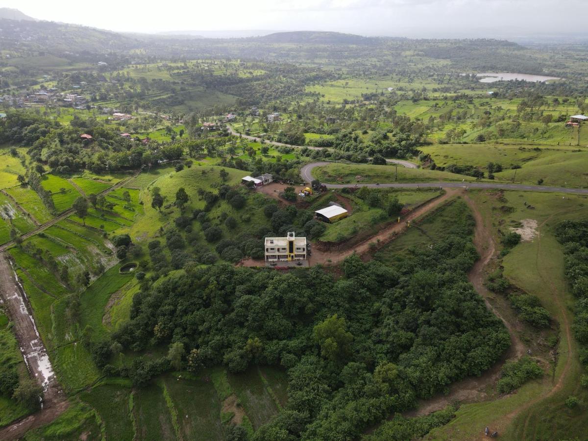 Anand Valley Hotel Panhāla Exterior photo